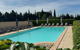 Hotel Terriciae Aux Portes De Maussane Les Alpilles  3*